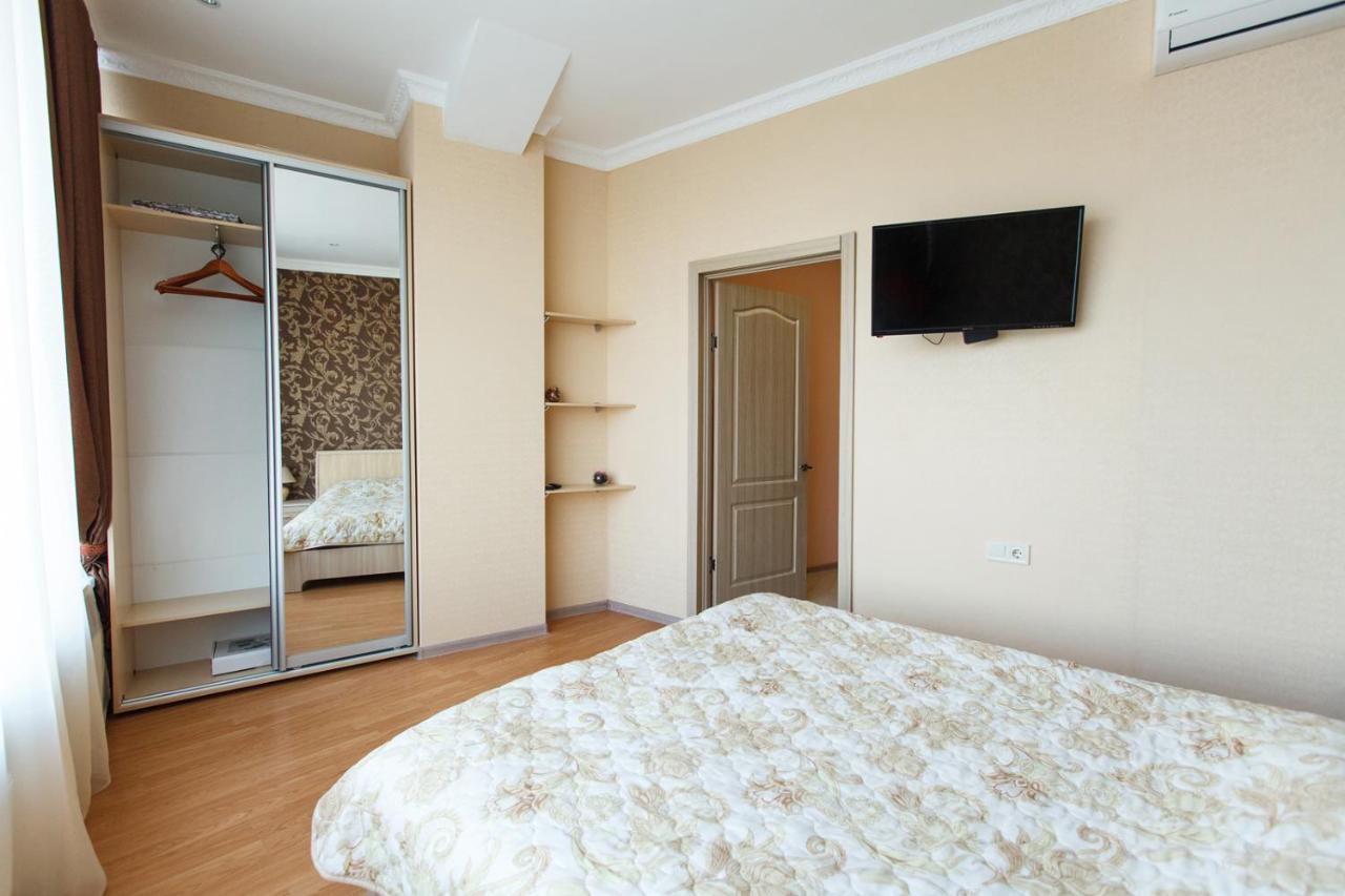 Sun City Apart Hotel Dnipro Ngoại thất bức ảnh