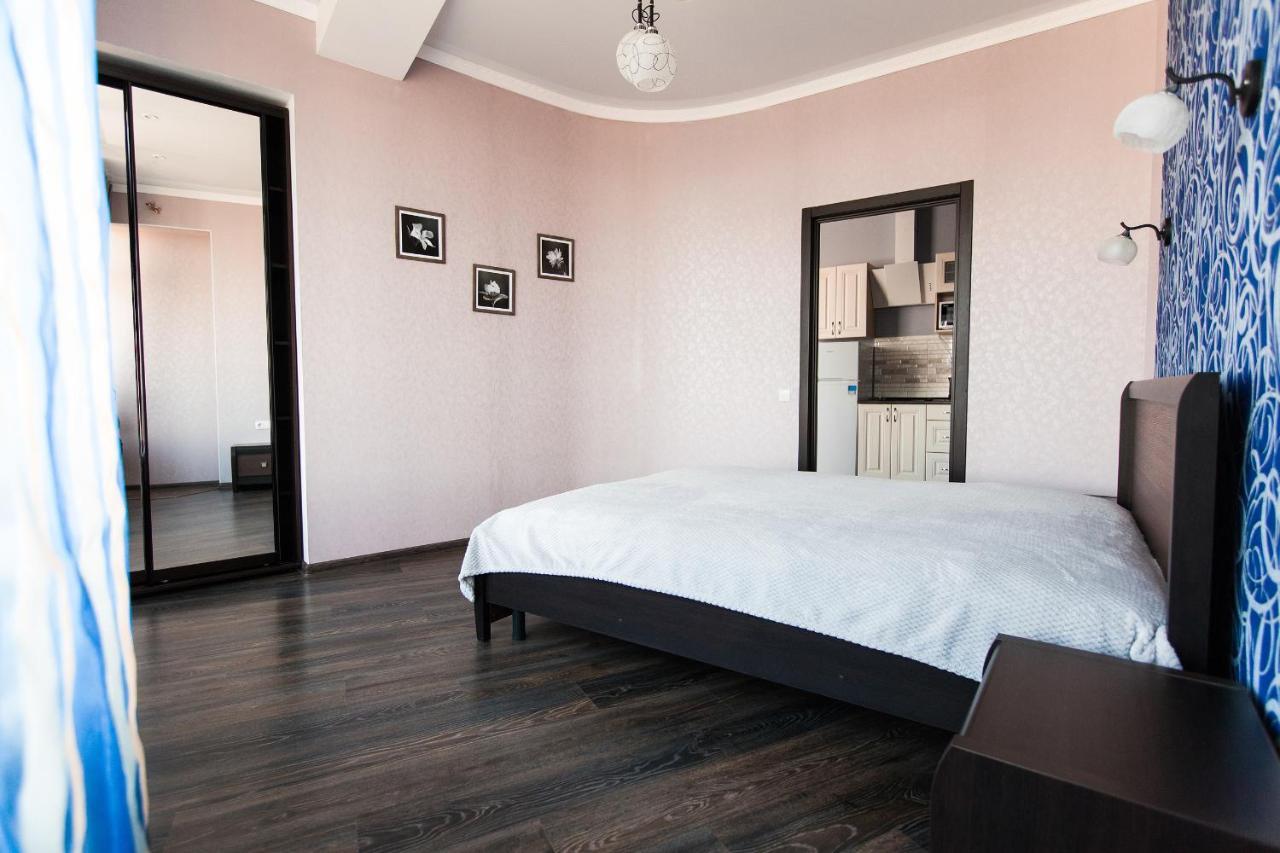 Sun City Apart Hotel Dnipro Ngoại thất bức ảnh
