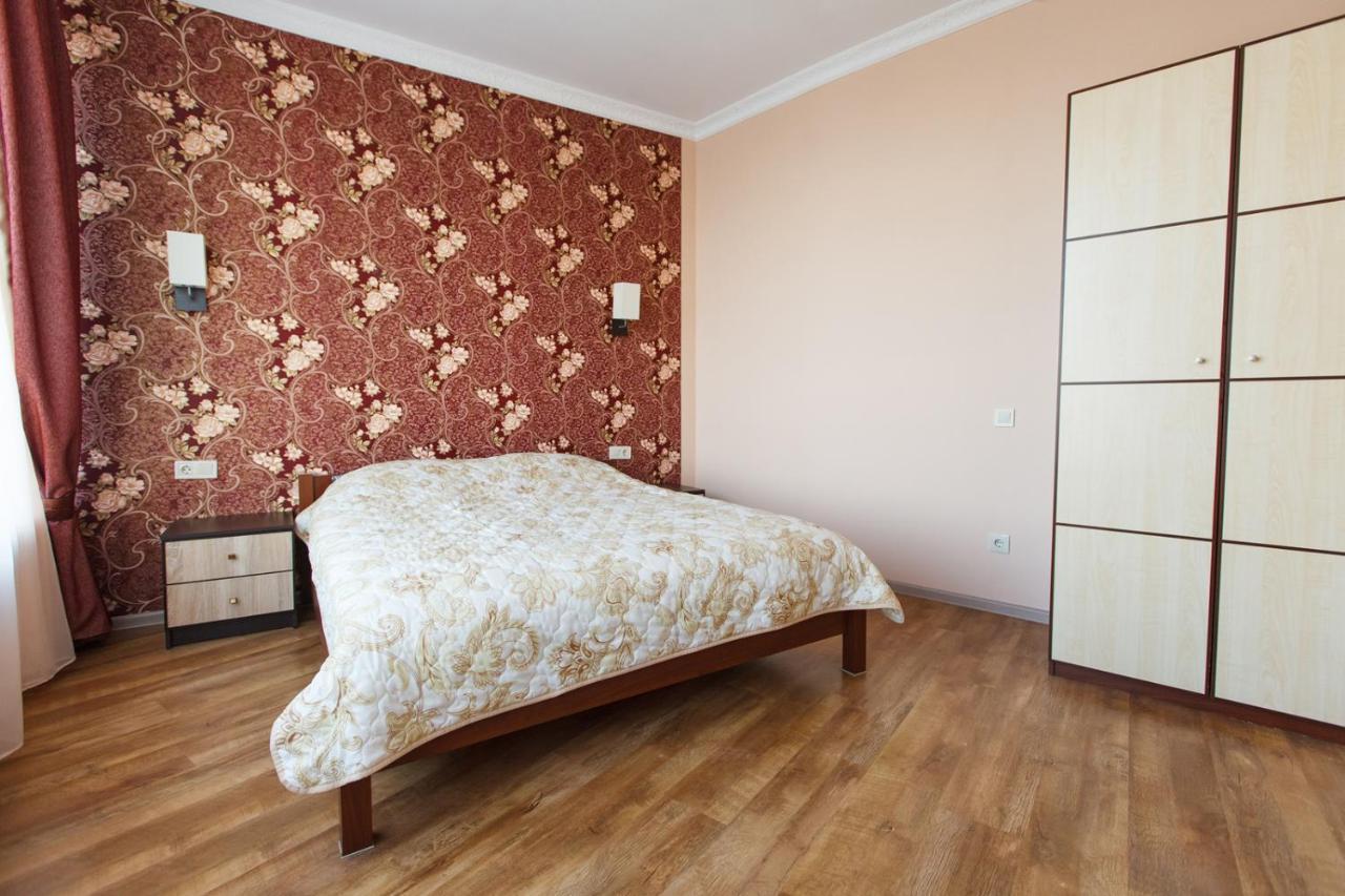 Sun City Apart Hotel Dnipro Ngoại thất bức ảnh